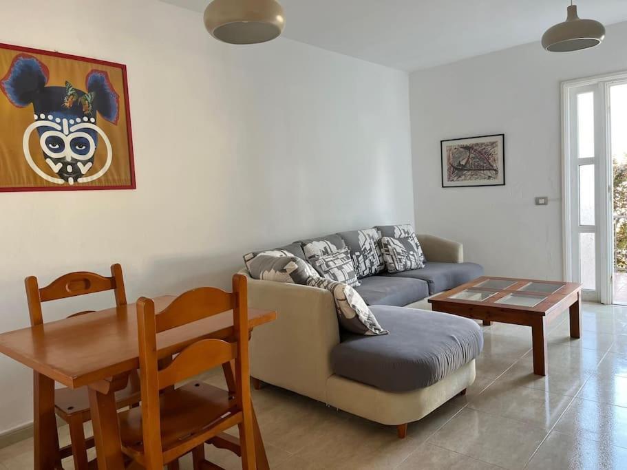Playa Chica Apt With Terrace 100 M From The Sea Puerto del Carmen  Buitenkant foto
