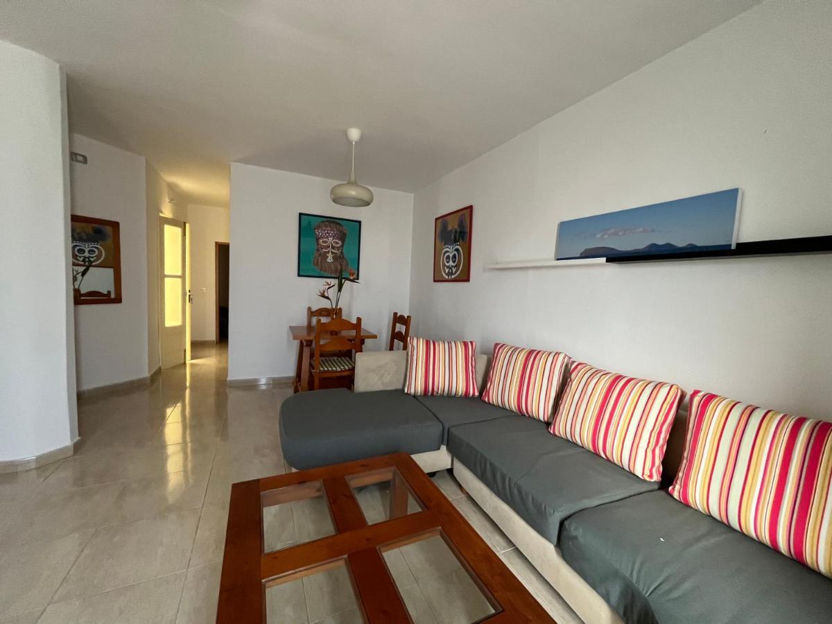 Playa Chica Apt With Terrace 100 M From The Sea Puerto del Carmen  Buitenkant foto