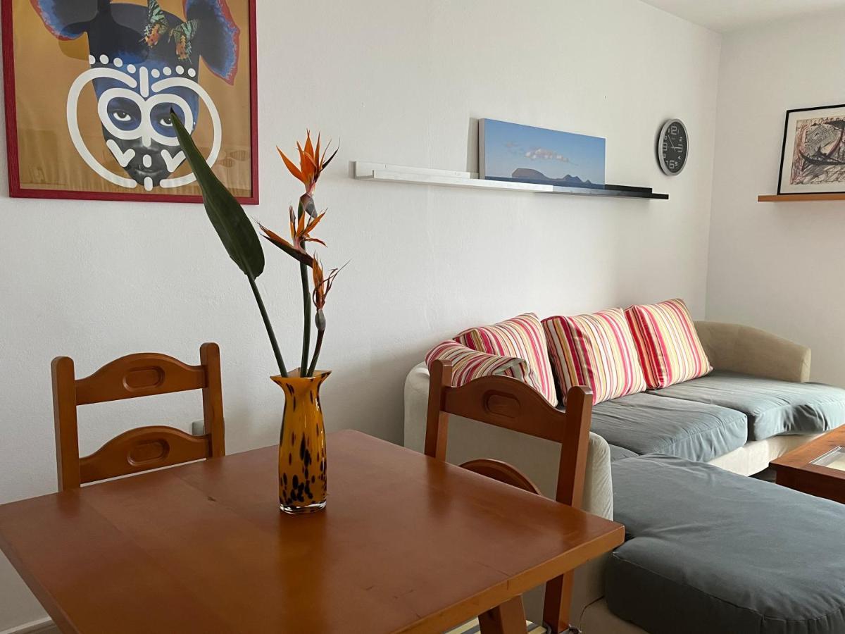 Playa Chica Apt With Terrace 100 M From The Sea Puerto del Carmen  Buitenkant foto