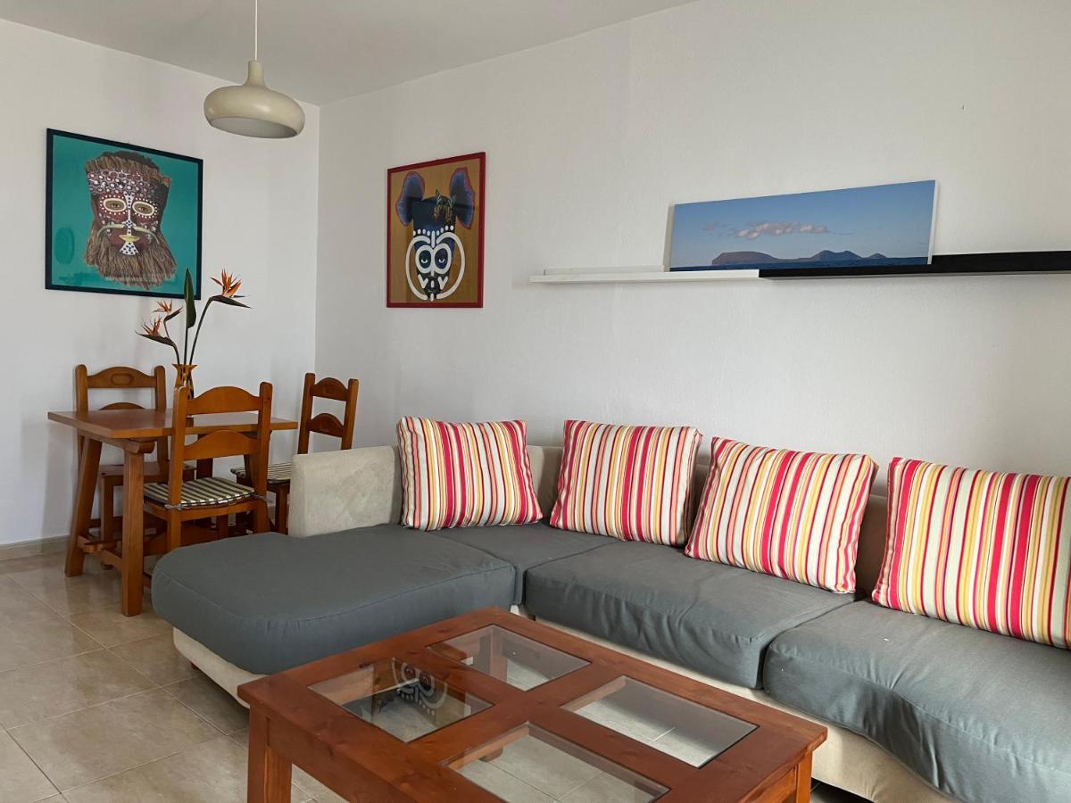Playa Chica Apt With Terrace 100 M From The Sea Puerto del Carmen  Buitenkant foto